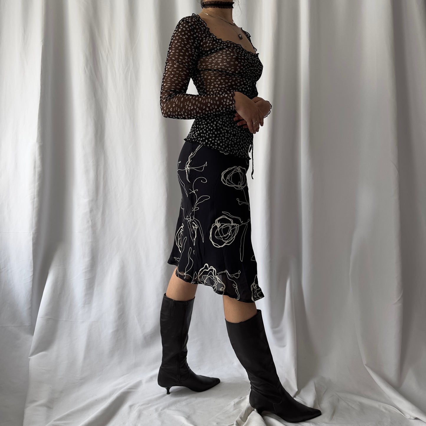 Chiffon black patterned midi skirt