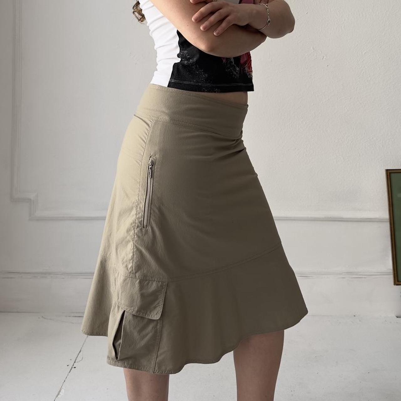 Y2k beige long midi cargo skirt with utility pockets