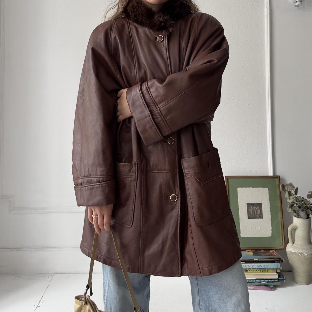 Vintage brown long leather jacket with fur collar